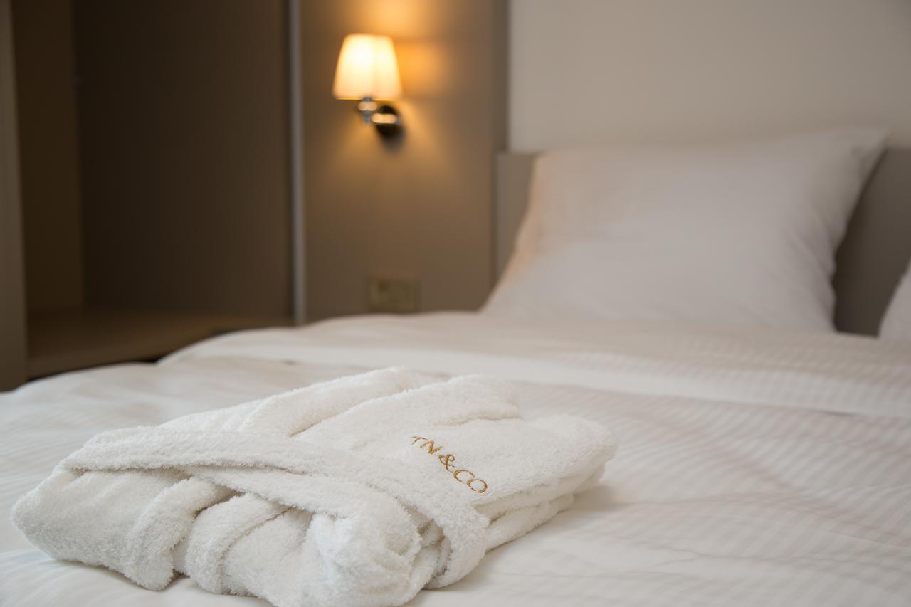 Tn&Co Exclusive Cip Suites And Primeclass Rooms (Adults Only) موجلا المظهر الخارجي الصورة