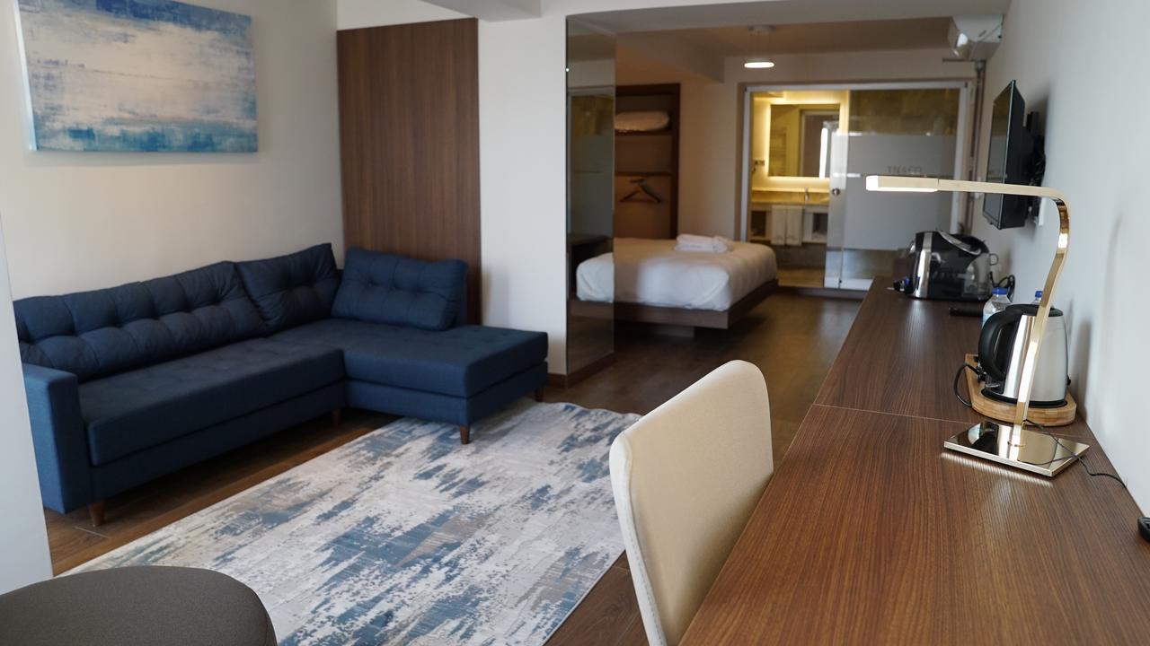 Tn&Co Exclusive Cip Suites And Primeclass Rooms (Adults Only) موجلا المظهر الخارجي الصورة